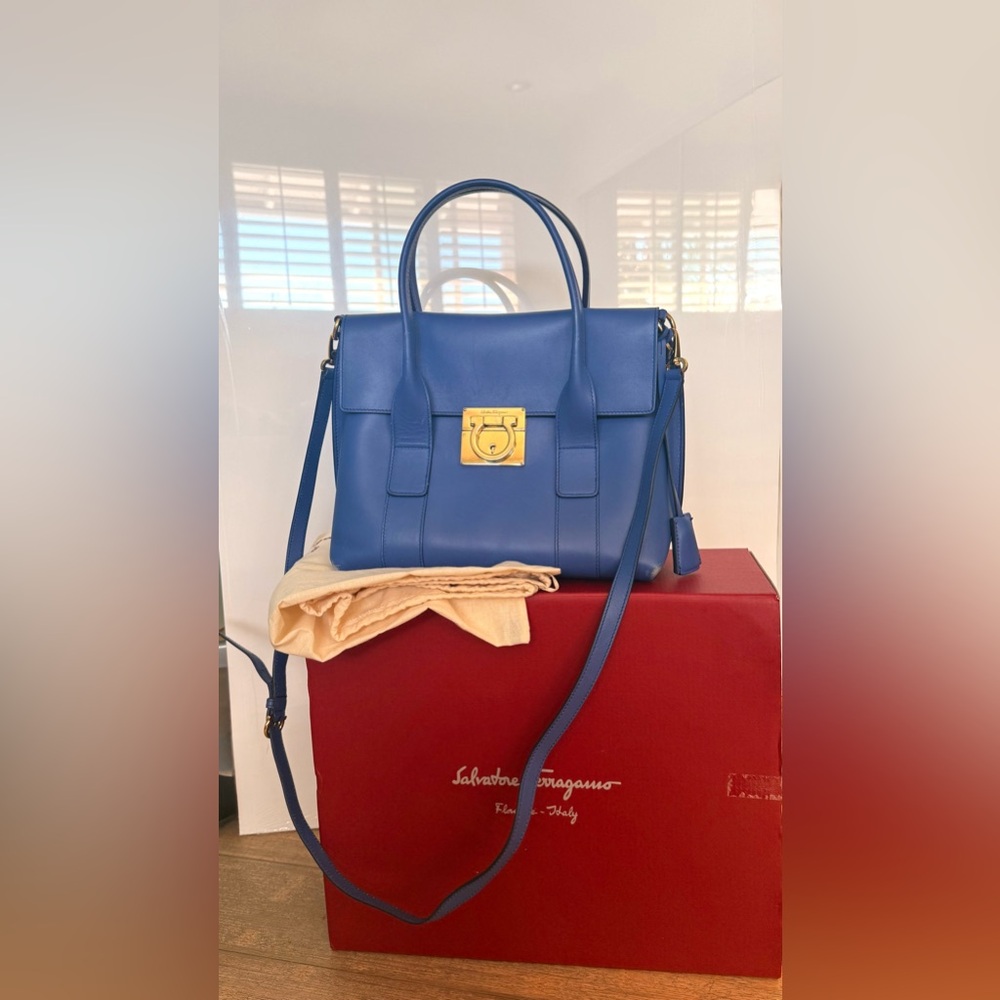 Salvatore Ferragamo Blue Calfskin Sookie bag